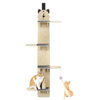 Produktbild von 4-stöckiger vertikaler Katzenbaum als Türhänger aus Holz mit Kratzbaum, Kissen und Spielball für Wohnungskatzen