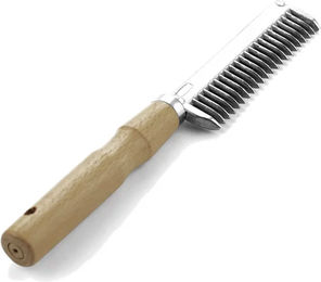 Produktbild von Aluminium-Pferdehaarbürste mit Holzgriff Umbria Equitazione