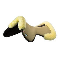 Produktbild von Acavallo Close Contact Memory Foam Half Pad mit Lammfell in Beige/Natur