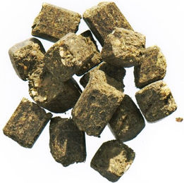 Produktbild von Agrobs Weidemineral-Cobs Ergänzungsfutter Futterprobe