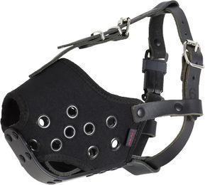 Produktbild von AKAH Maulkorb für Hunde aus Oxford-Gewebe Schwarz 29/37 cm