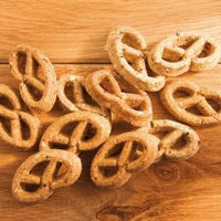 Produktbild von alsa-nature Johannisbrot-Brezel Zahnpflege-Snack mit Geflügel für erwachsene Hunde 500 g - 500 g