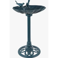 Produktbild von Amazon Basics Vogeltränke für den Garten aus Kunststoff in Grün 82x52x12 cm