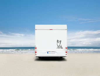 Produktbild von Amberdog Wandtattoo Chihuahua Langhaar Schwarz 30cm Auto und Wohnmobil Aufkleber