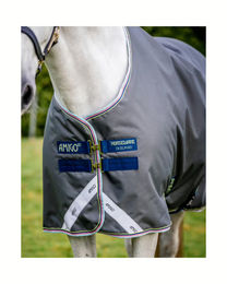 Amigo Winterdecke Bravo 12 Original Turnout Light Pferdedecke aus Polyester – Bild 1 von 4