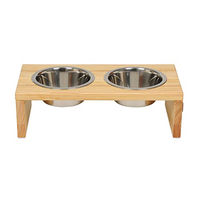 Produktbild von Animood Futterstation Gloria Erhöhter Napf für große Hunde aus Naturholz mit 2 Edelstahl-Näpfen XL Silber - 1800 ml