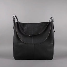 Produktbild von Antarès Milano Umhängetasche aus Leder in Schwarz wasserdicht Unisex 39x39x10cm