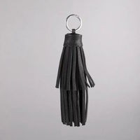 Produktbild von Antarès Schlüsselanhänger aus Leder in Braun oder Schwarz 19 cm Unisex