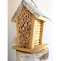 Produktbild von Antikas Insektenhotel aus Holz in Braun