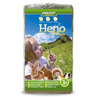 Produktbild von Arquivet Gepresstes Heu mit getrockneten Kräutern für Kaninchen, Meerschweinchen, Hamster und Eichhörnchen 1 kg