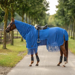 Produktbild von Ausreitdecke Moskito Fransen III für Pferde Farbe Royal Summer Blau Größe 125