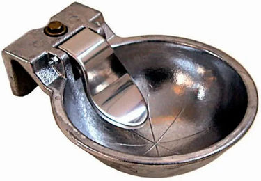 Produktbild von Automatische Pferdetränke aus Aluminium von Tattini in Silber
