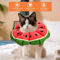 Produktbild von Avont Katzen Halskrause Leckschutz Kragen aus Stoff in Lila und Bunt Größe L