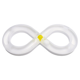 Produktbild von Beeztees Katzenspielzeug Kitten Spielschiene Agty weiß