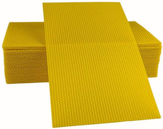 Produktbild von BIENEN SCHMIDT Bienenbeute Mittelwände Zandermaß 395 x 195 mm Bienenwachs Mittelwand Wachsplatte, Zander, 2,5 kg, Zellmaß 5,4 mm, sauber gewalzt