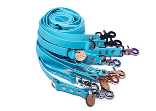 Produktbild von Biothaneleine Light Blue - 16mm - 2m verstellbar mit rosegoldenem Bolzenkarabiner