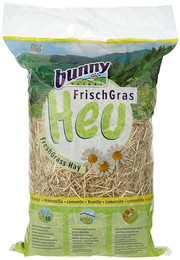 Produktbild von Bunny Allgäuer FrischGras Heu mit Kamille - 500 g
