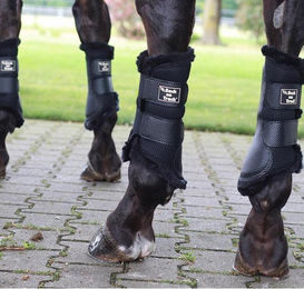 Back on Track 3D Brushing Gamaschen mit Fell Schwarz Größe S – Bild 1 von 2