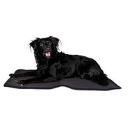 Produktbild von Back on Track Hundematte Cage Fit Schwarz Größe M aus Polyester für erwachsene Hunde