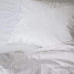 Produktbild von Back on Track Kissenbezug aus Polyester in Weiß