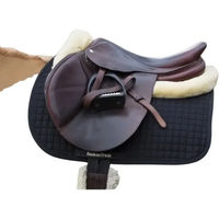 Produktbild von Back on Track Schabracke No.1 für Warmblut in Schwarz mit Keramikfasern