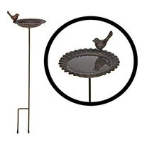 Produktbild von Bambelaa! Vogeltränke aus Gusseisen als stehende Bodenfutterstation in Braun mit 79,5 cm Stabhöhe