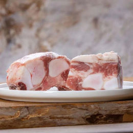 Produktbild von Barfgold Kalbsbrustbeinknochen in Stücken, monoprotein, getreidefrei, 1000 g - 1 kg