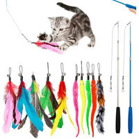 Produktbild von Beaface Katzenspielzeug-Set 12-teilig mit ausziehbarem Angelstab, Federn und Raupen für erwachsene Katzen