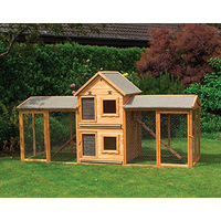 Produktbild von Beauty.Scouts Outdoor Dino Collection Kleintiervilla Klopfer aus Kiefernholz mit 2 Auslaufgehegen für Kaninchen und Meerschweinchen 277x101x140cm