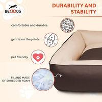Produktbild von BedDog 2in1 Hundebett MAX Quattro aus Cordura als waschbares Hundesofa für innen und außen in M Melange Beige-Braun