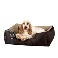 Produktbild von BedDog Hundebett Größe M aus Velours für kleine Hunde in Braun und Beige mit abziehbarem Bezug - 1 Stk.