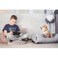 Produktbild von BedDog Hundekissen LUPI Hundebett aus Velours für mittlere Hunde in Schwarz Braun Grau Größe M - 1 Stk.