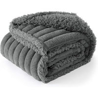 Produktbild von Bedsure Hundedecke aus Cord für kleine Hunde in Grau 63 x 89 cm maschinenwaschbar
