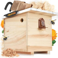 Produktbild von BEESI Hummelhaus groß aus Massivholz mit Wachsmottensperre und Nistmaterial inkl. Vorbau