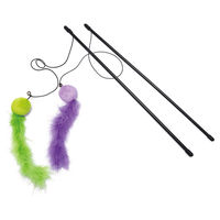 Produktbild von Beeztees Angel Ball mit Feder Katzenspielzeug aus Kunststoff bunt für Katzen