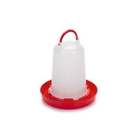 Produktbild von Beeztees Geflügeltränke aus Kunststoff für Huhn und Wachtel in Rot/Transparent - 1,5 l
