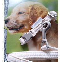 Produktbild von Beeztees Halsband und Leine Set für Welpen und kleine Hunde aus Nylon in Rosa und Weiß Größe XS - 1 Stk.