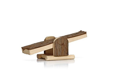 Produktbild von Beeztees Holzwippe Forest aus Kiefernholz braun Spielzeug für Nager 22 x 8,5 x 7 cm