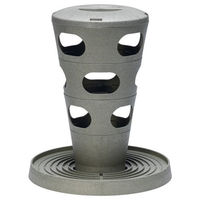 Produktbild von Beeztees Hühner Futterturm Snackturm aus Kunststoff Grau 30 x 30 x 36 cm