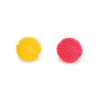 Produktbild von Beeztees Hundespielzeug Igelball aus buntem Vinyl mit Squeaker 8cm