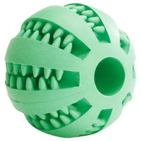 Produktbild von Beeztees Hundespielzeug Massageball aus Gummi für die Zahnpflege in Grün 7cm