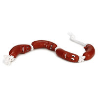 Produktbild von Beeztees Hundespielzeug Wurst mit Seil aus Vinyl in Braun und Rot 65 x 5,5 x 3,5 cm