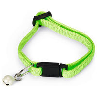 Produktbild von Beeztees Kätzchenhalsband aus Nylon in Neon-Grün mit Glöckchen 15-22 cm