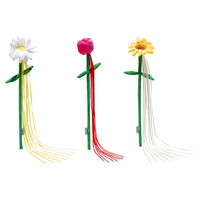Produktbild von Beeztees Katzenangel Frühlingsblumen aus Plüsch für Katzen