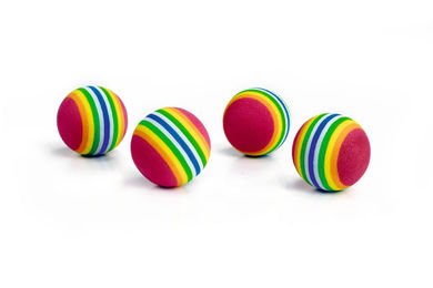 Beeztees Katzenspielzeug Luxus Softball Bunt 4 Stück – Bild 1 von 2