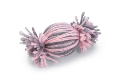 Beeztees Katzenspielzeug Toffee Ball mit Catnip in Rosa-Grau und Bunt – Bild 1 von 4