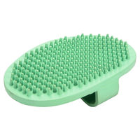Produktbild von Beeztees Massagebürste oval grün aus Gummi für Hunde