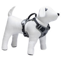 Produktbild von Beeztees Parinca Safety Gear Y-Geschirr für Hunde aus Nylon in Schwarz mit LED und wasserabweisender Eigenschaft