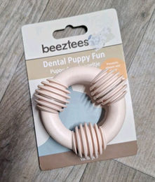 Beeztees Puppy Dental Ring Kauspielzeug für Welpen aus Gummi in Rosa oder Beige – Bild 1 von 5