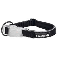 Produktbild von Beeztees Safety Gear Parinca Hundehalsband mit LED aus Nylon schwarz 35 - 40 cm
